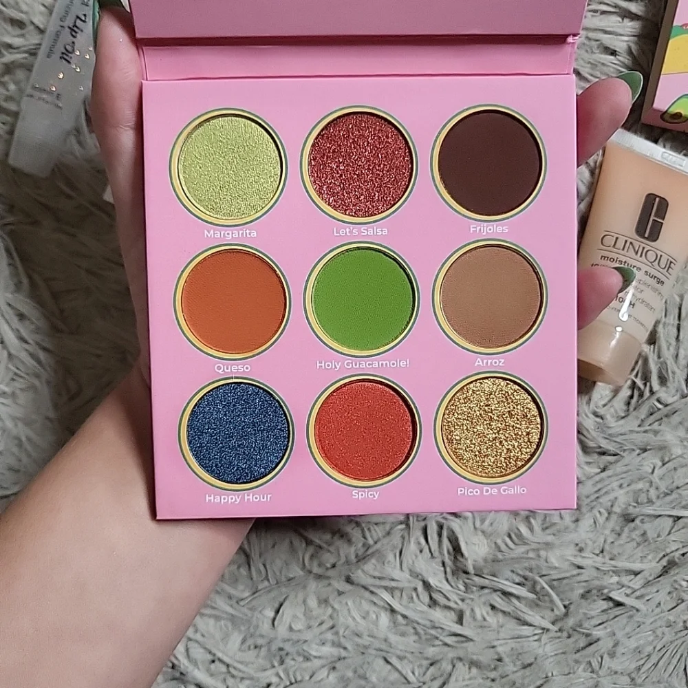 Beauty Bundle Taco Tuesday Eyeshadow Palette Clinique Moisture Surge Lips Eyes ✨